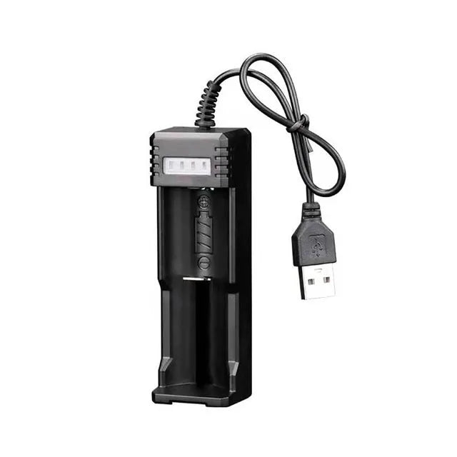 Chargeur de piles USB 18650 AAA et AA 4 emplacements AC 110 V 220 V double pour le chargement 18650 Chargeur de piles au lithium rechargeables