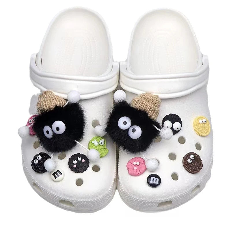 Funny Black Fur Ball for Clogs Accessories Shoe Flower Cartoon 3D Stereoscopic Cookie Genie Detachable Charms Decorative Buckles