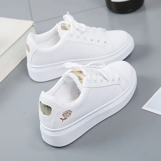 Baskets Blanches Brodées en Cuir PU pour Femme, Chaussures décontractées, Respirantes, à Fleurs, à Lacets, Nouvelle Collection